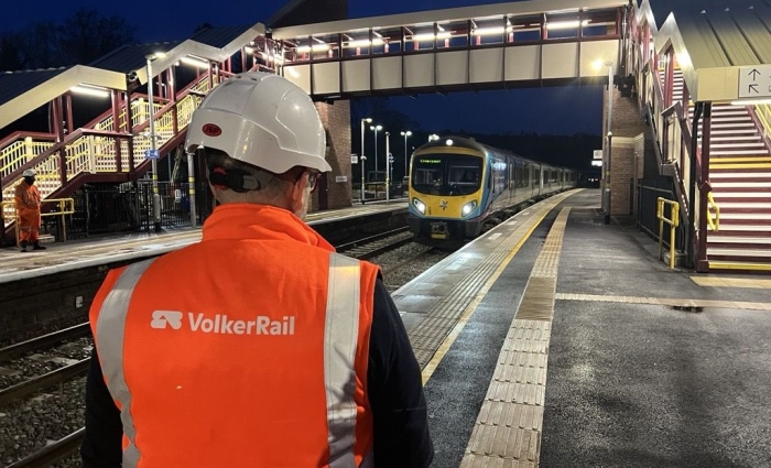 A train at the new Dore and Totley platform