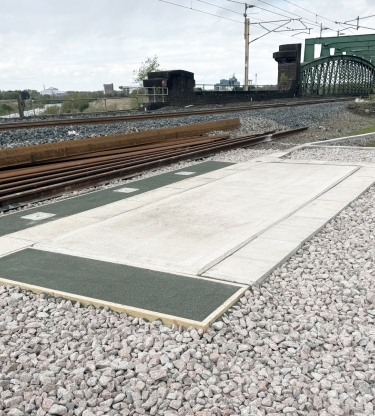 A picture of a base on rail