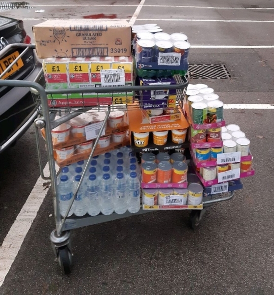 VolkerRail food collection for barnabus.jpg