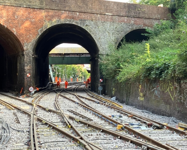 track lines in London