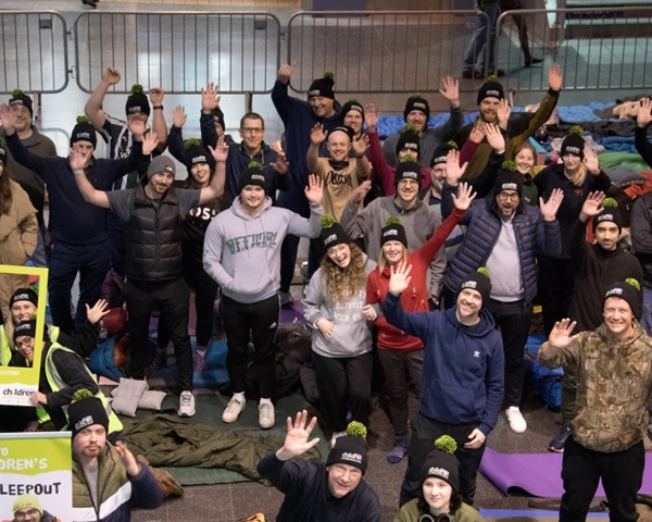 A group of people taking part in Railway Children's big sleep out